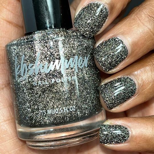 The 8 Best Glitter Nail Polishes for Grown-Ups
