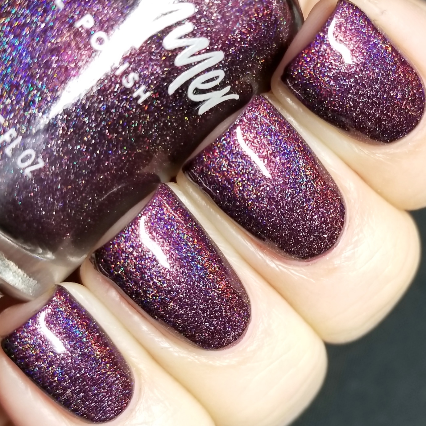 What_To_Consider_When_Buying_Nail_Glitter_